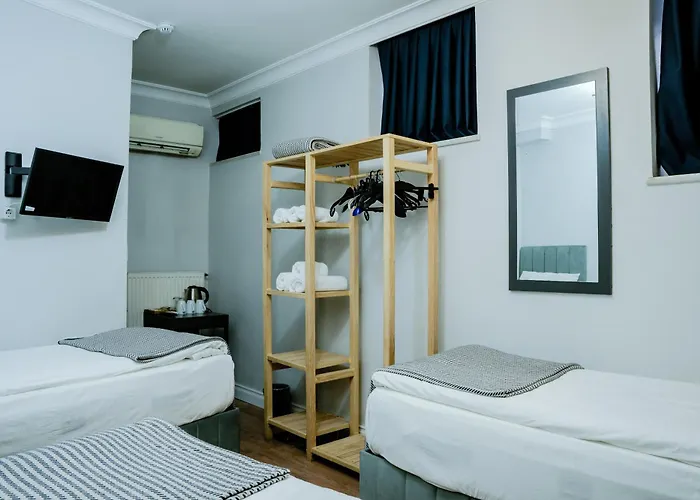 Bed & Breakfast November *