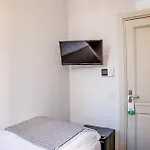 November Bed & Breakfast *